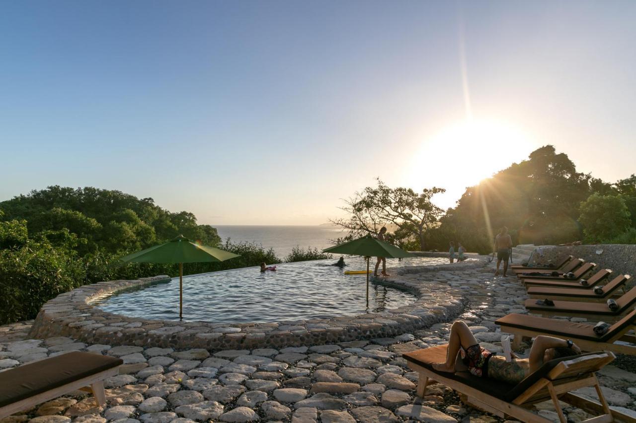 Ngalung Kalla Retreat ワイカブバック エクステリア 写真