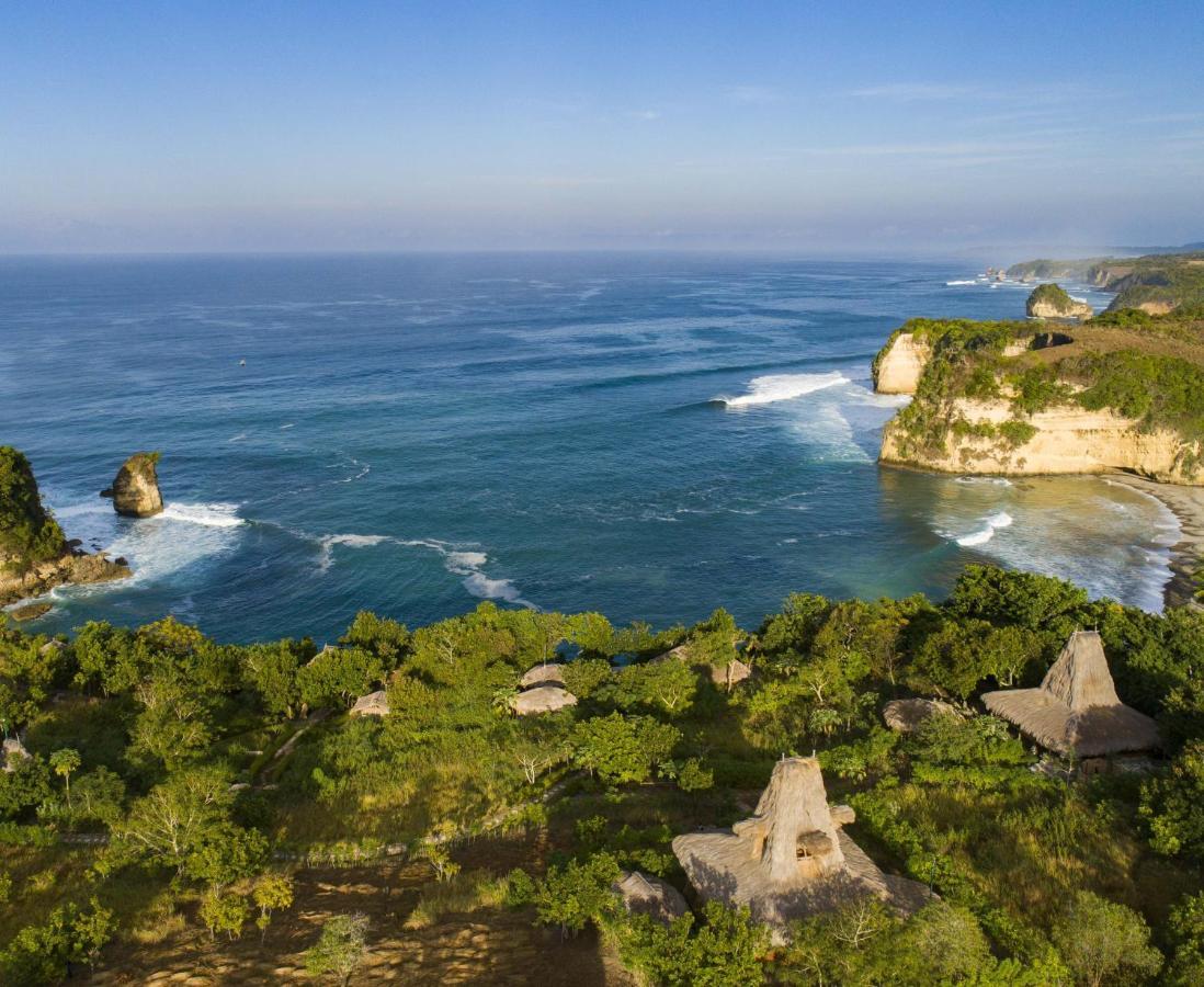 Ngalung Kalla Retreat ワイカブバック エクステリア 写真
