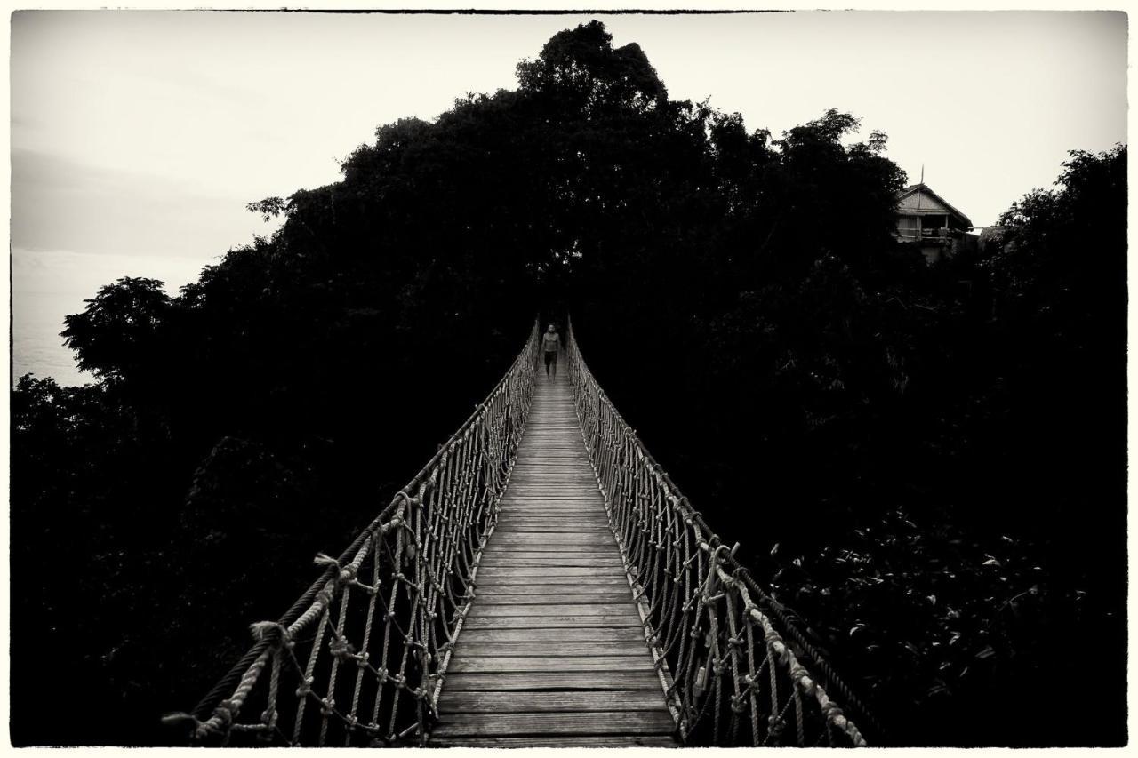 Ngalung Kalla Retreat ワイカブバック エクステリア 写真